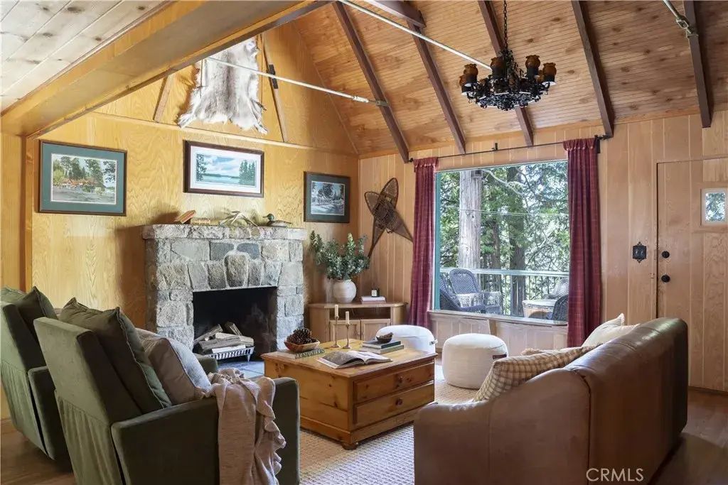 225 Fairview Drive, Lake Arrowhead