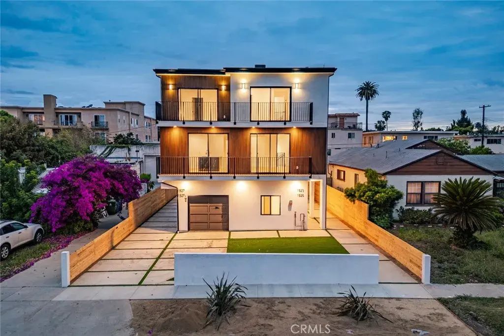 1525 S Carmelina, Los Angeles