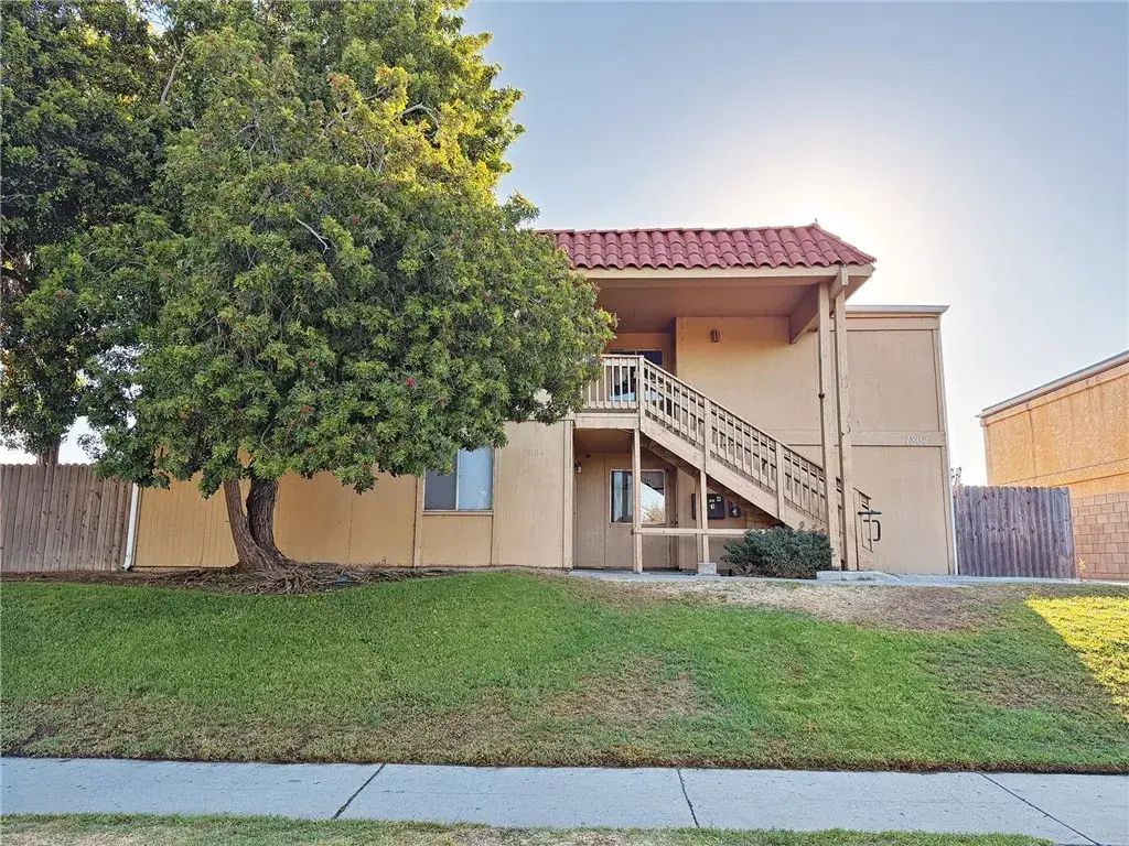 1804 S Thornburg, Santa Maria