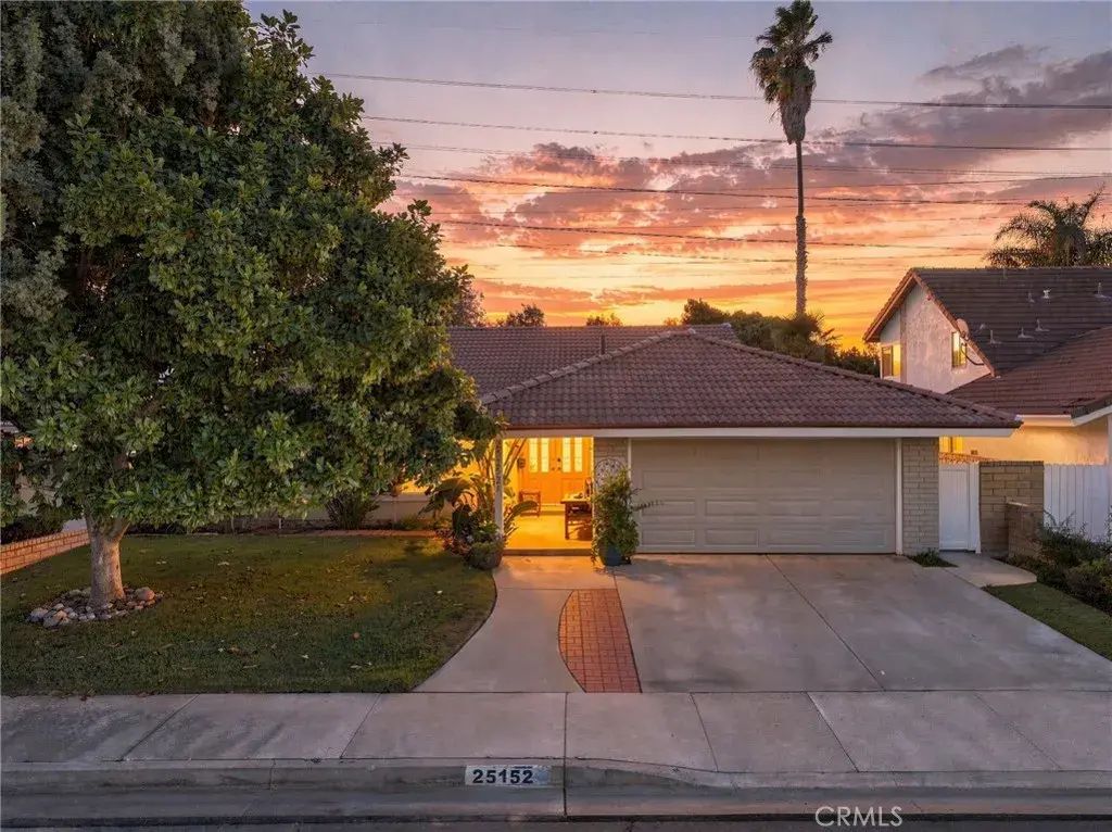 25152 Avenida Rotella, Valencia