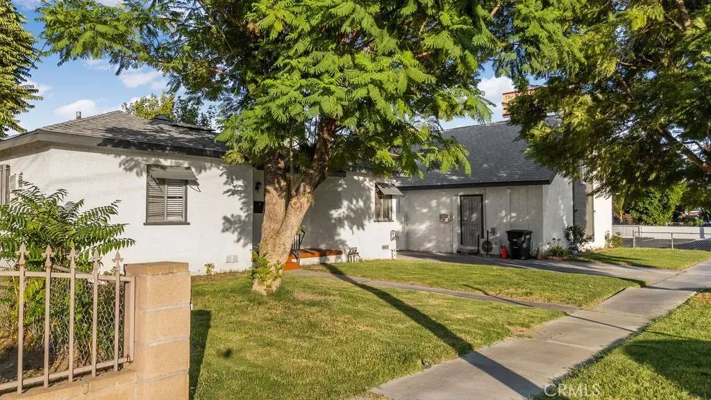 820 Larch St, Colton