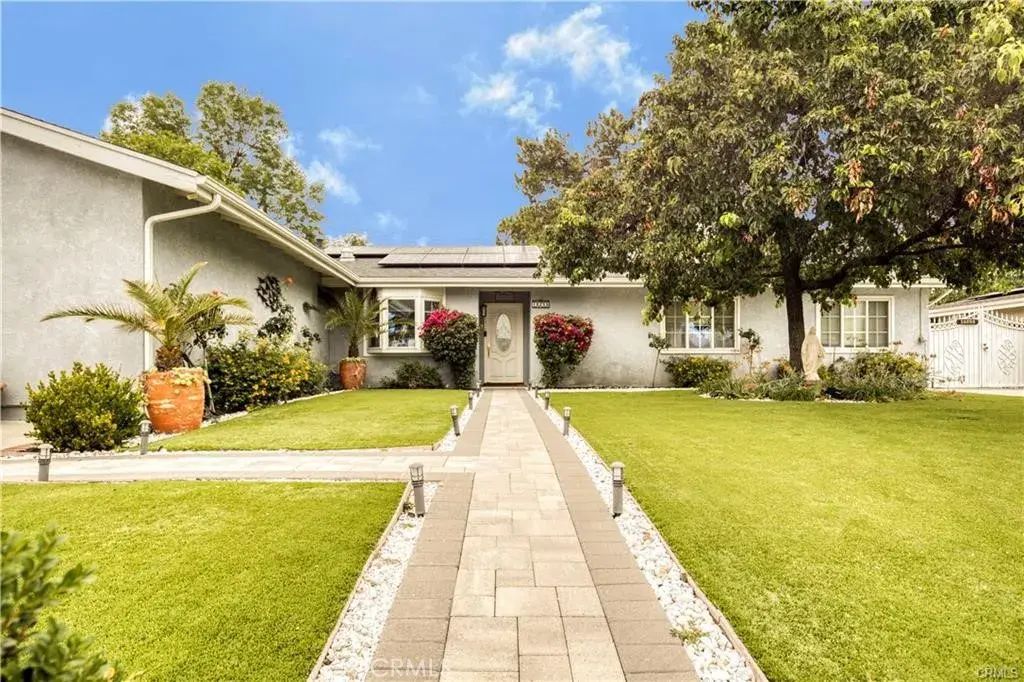 18253 Kingsbury Street, Porter Ranch