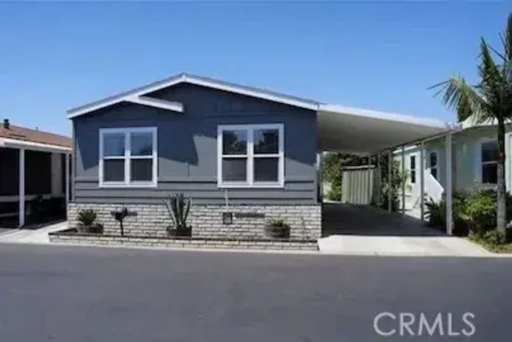 4080 W 1st 105, Santa Ana