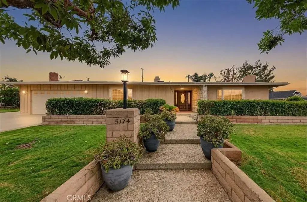 5174 Fox Hills Avenue, Buena Park
