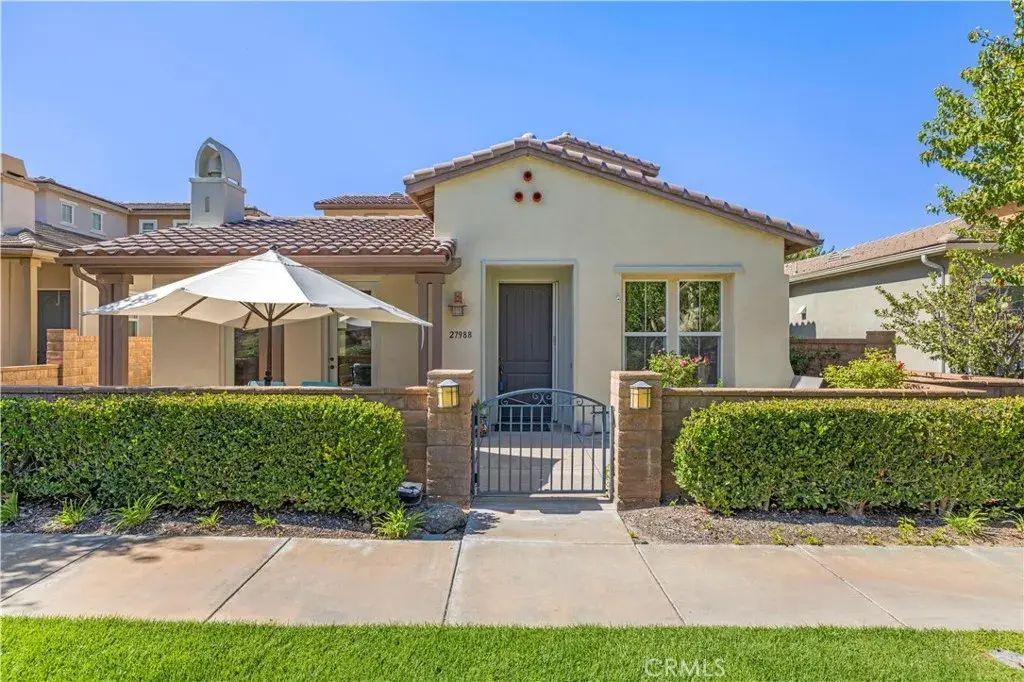 27988 Red Pine Court, Valencia