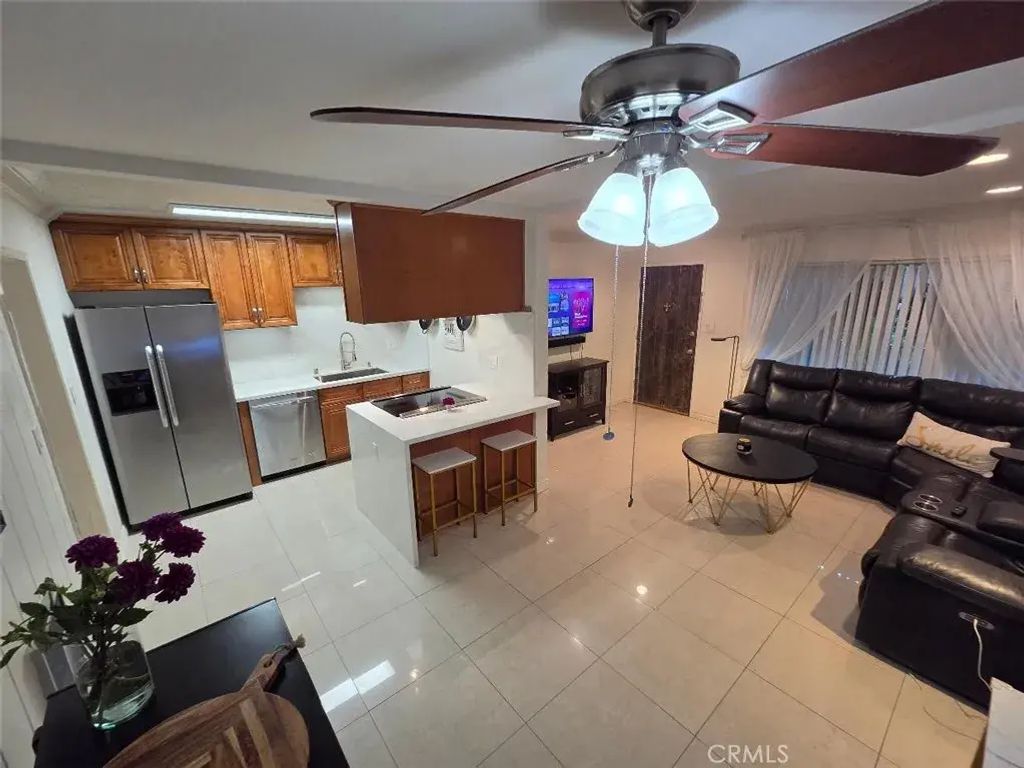 1010 W Macarthur Boulevard 77, Santa Ana