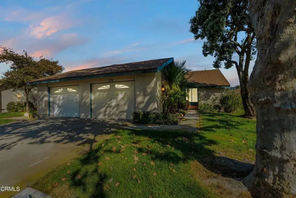 18113 Village 18, Camarillo