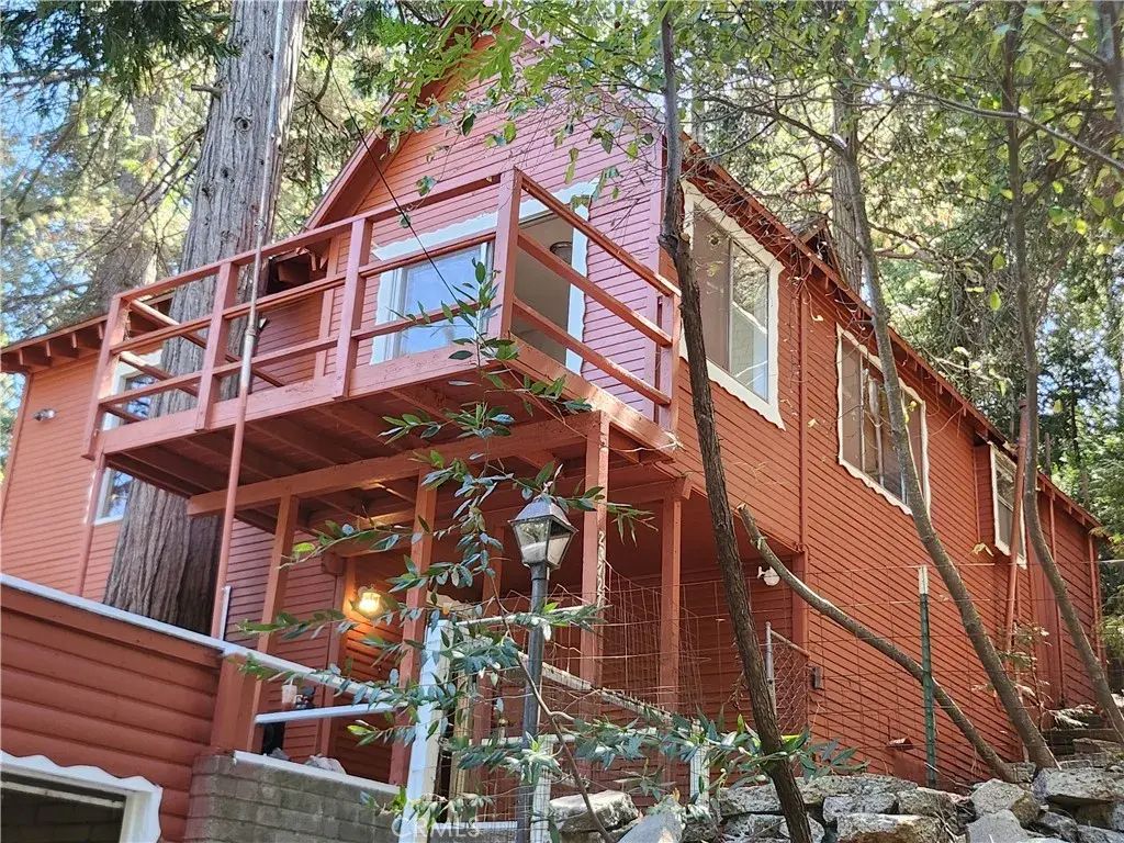 23727 Bowl Road, Crestline
