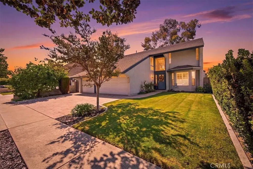 2232 Apple Tree, Tustin