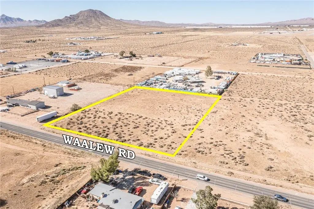 4634060 Waalew, Apple Valley