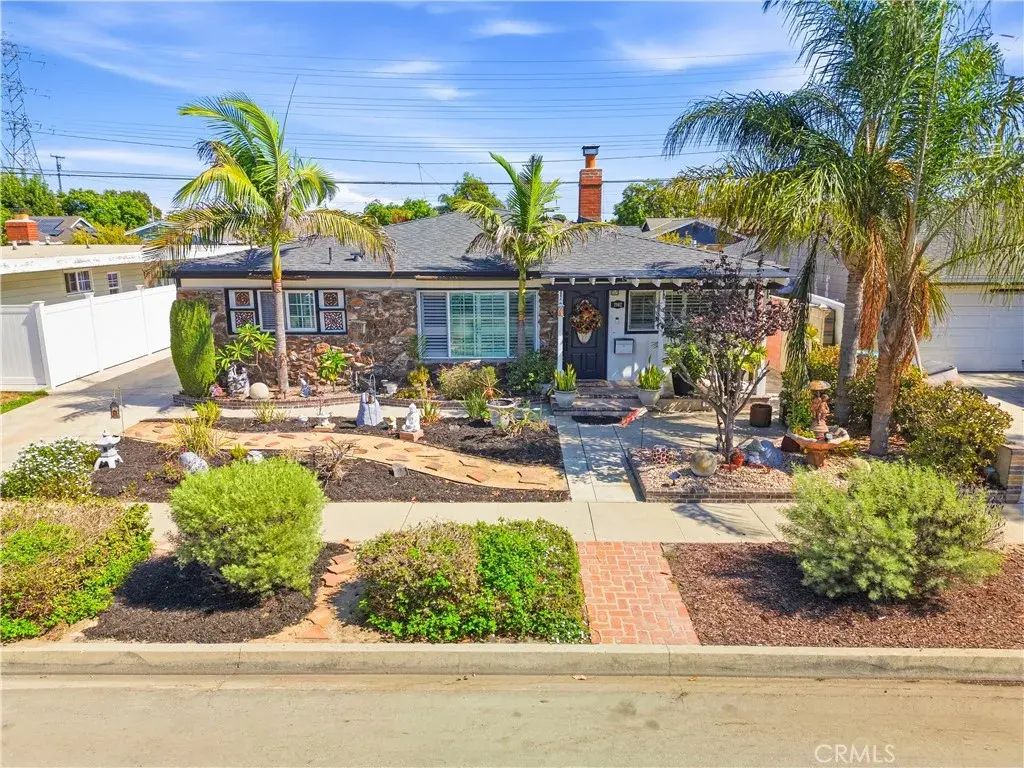 2102 Pattiz Avenue, Long Beach