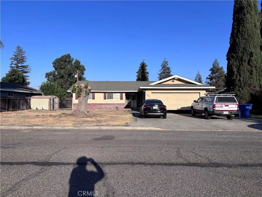 2950 Village, Merced