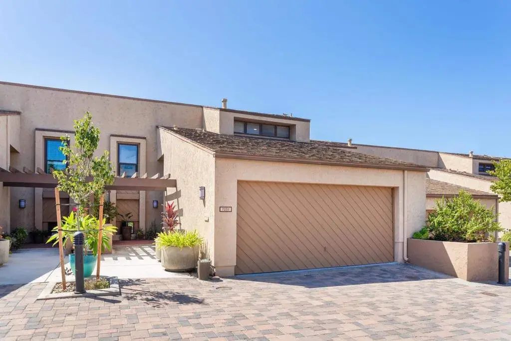 7237 Plaza De La Costa, Carlsbad