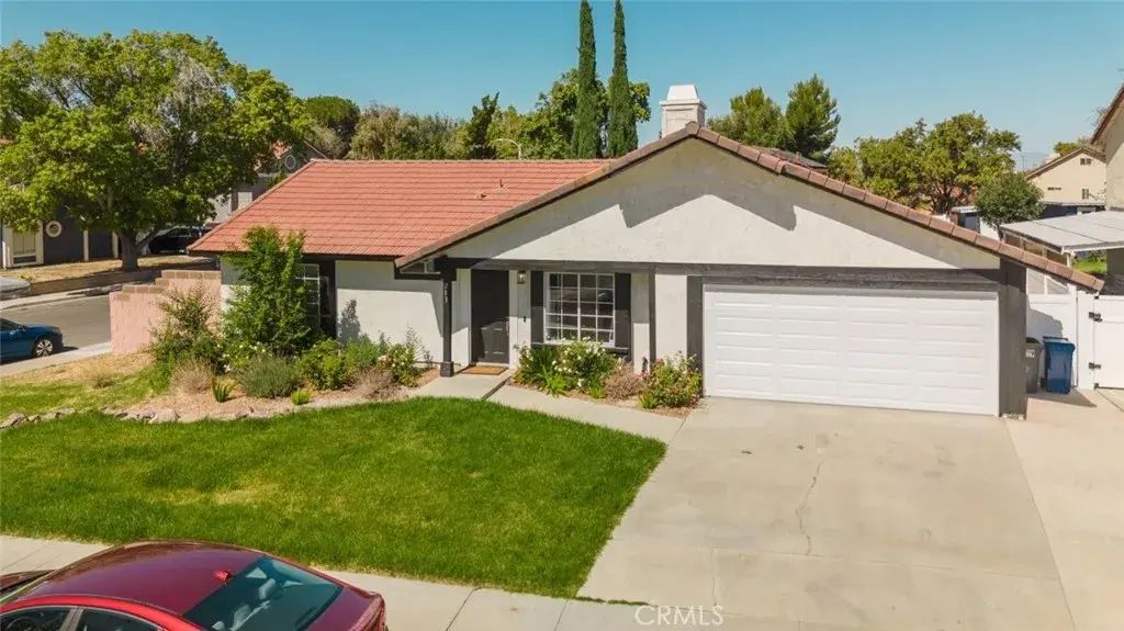 203 Linda Court, Palmdale