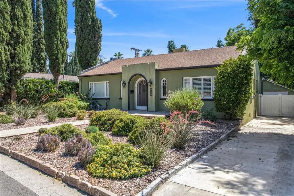 618 Cypress Circle, Redlands