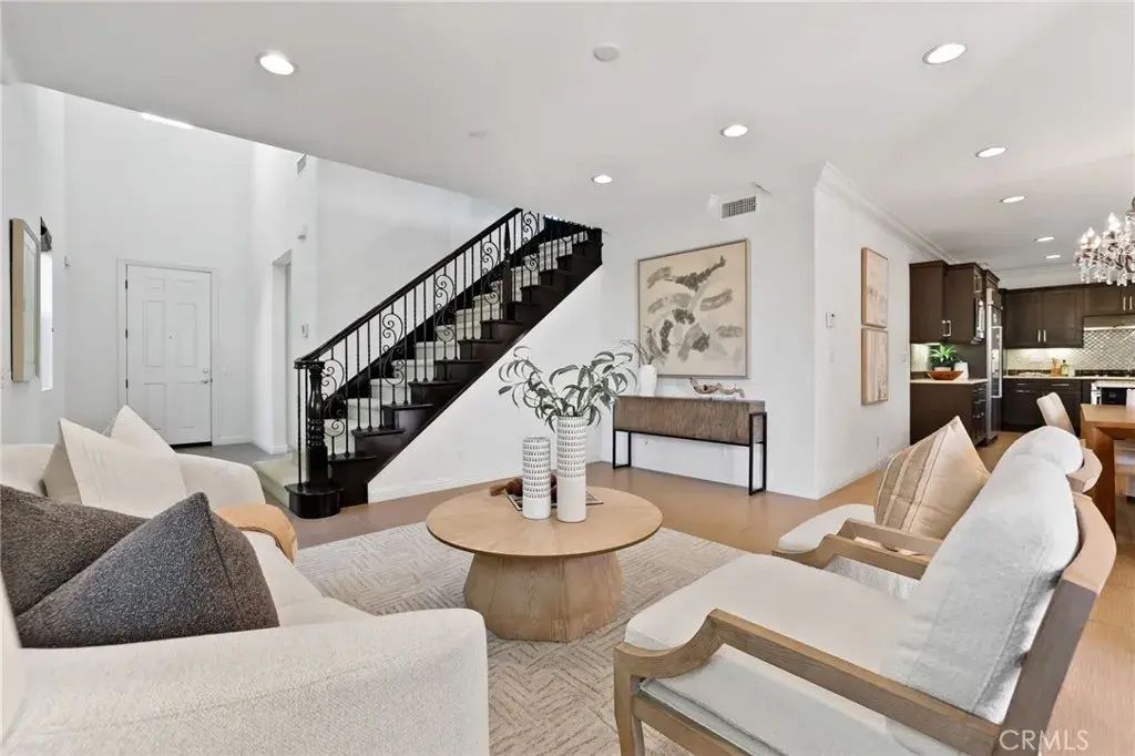58 Mariposa, Lake Forest