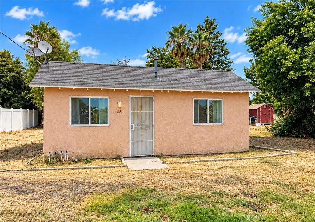 1284 E Laurelwood, San Bernardino