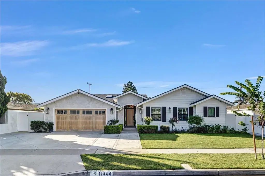 11444 Harrisburg Road, Rossmoor