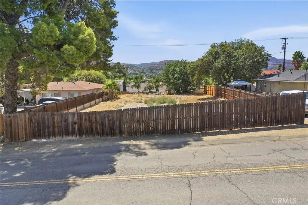 44 Vista Way, Menifee