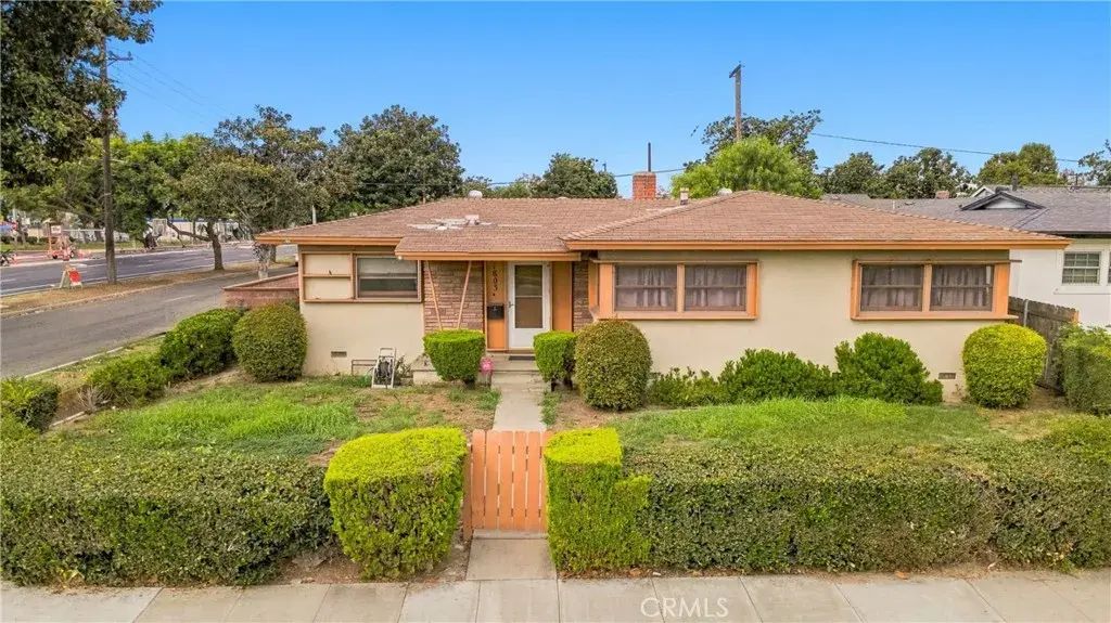 1803 N Studebaker, Long Beach