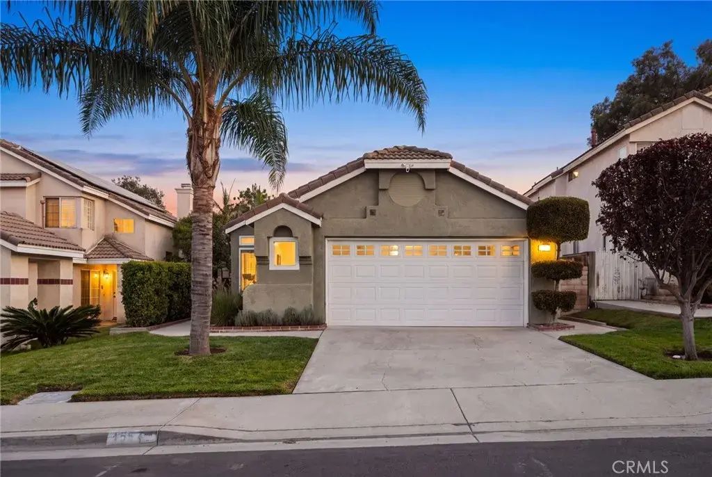 15575 Riviera, Fontana