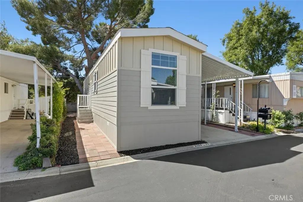 2193 Los Feliz 73, Thousand Oaks