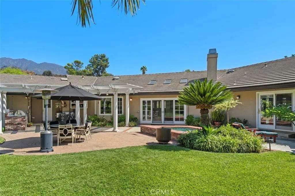 2085 Kaia Lane, Sierra Madre
