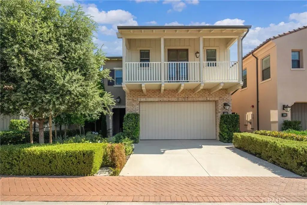 116 Mistletoe, Irvine