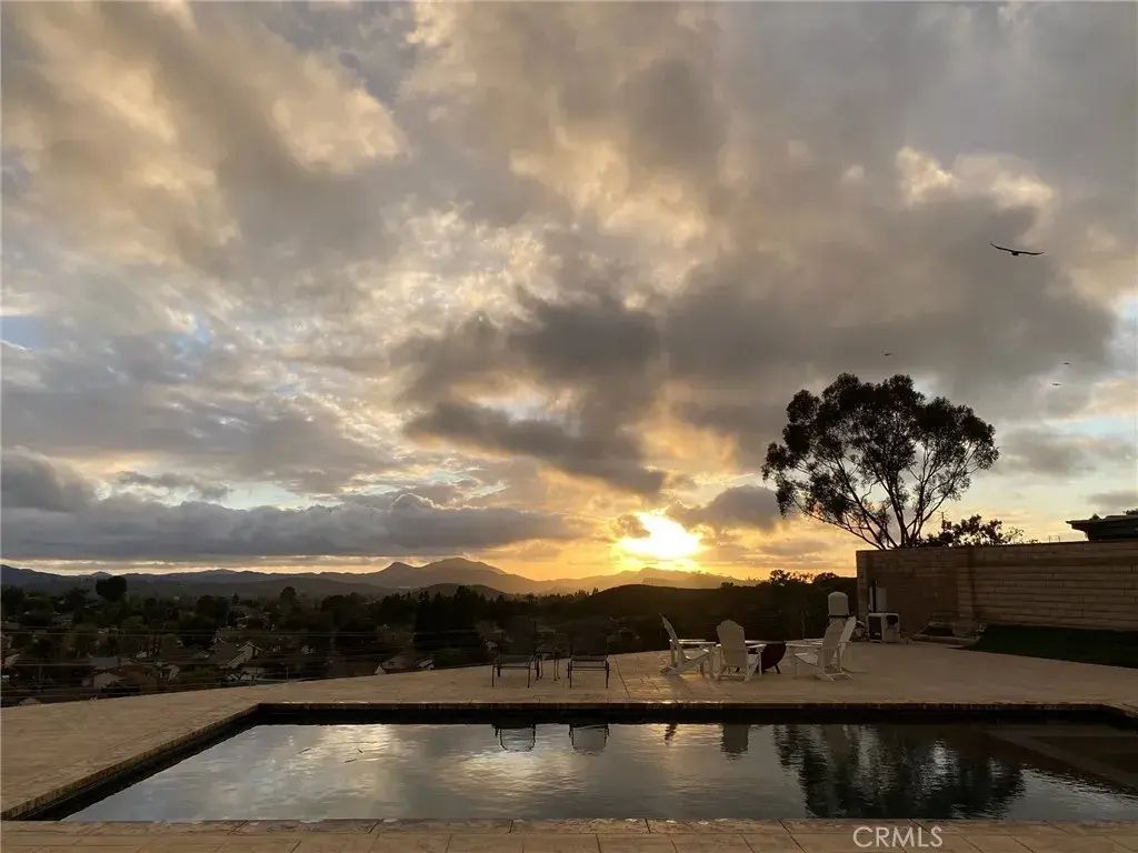 1329 Corte De Primavera, Thousand Oaks