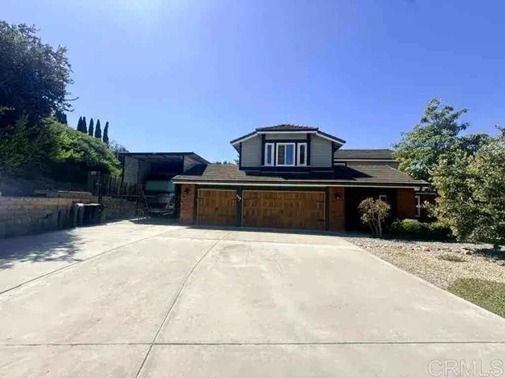 526 Trailridge Drive, Bonita