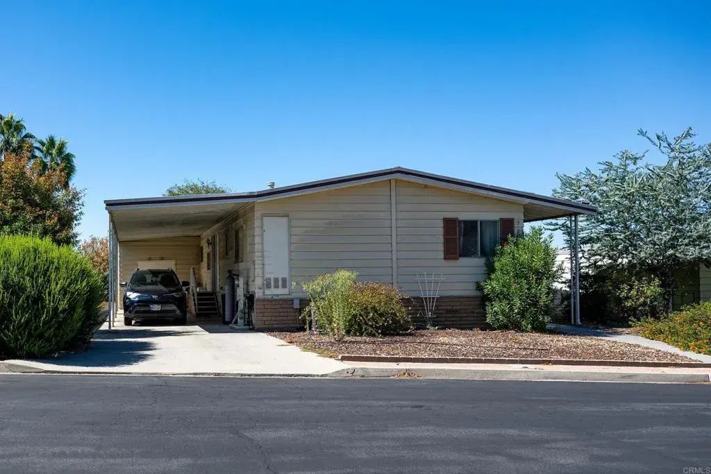 38353 Via La Paloma, Murrieta