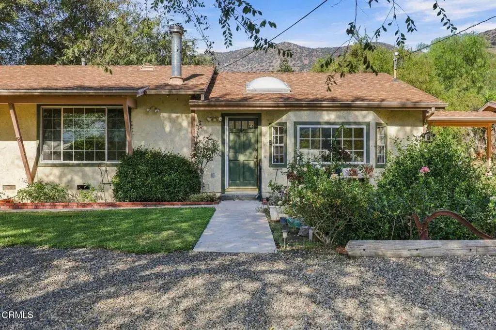 2713 Grand Avenue, Fillmore