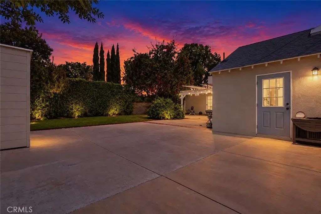 7507 Gaviota Avenue, Van Nuys