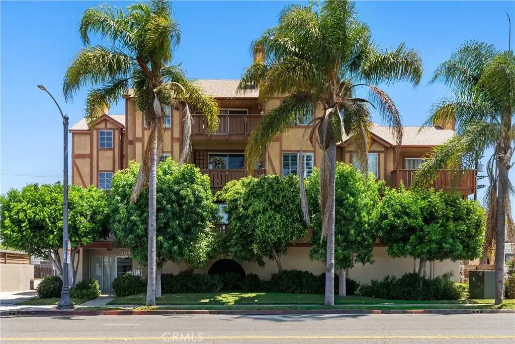 384 Redondo Avenue 401, Long Beach