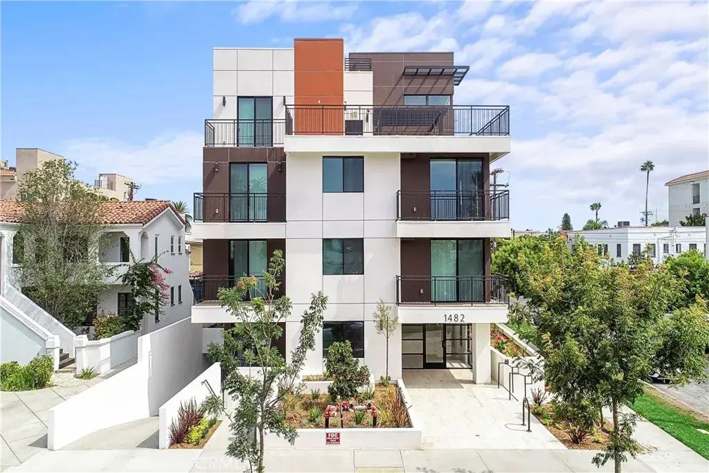 1482 S Sherbourne Drive 101, Los Angeles