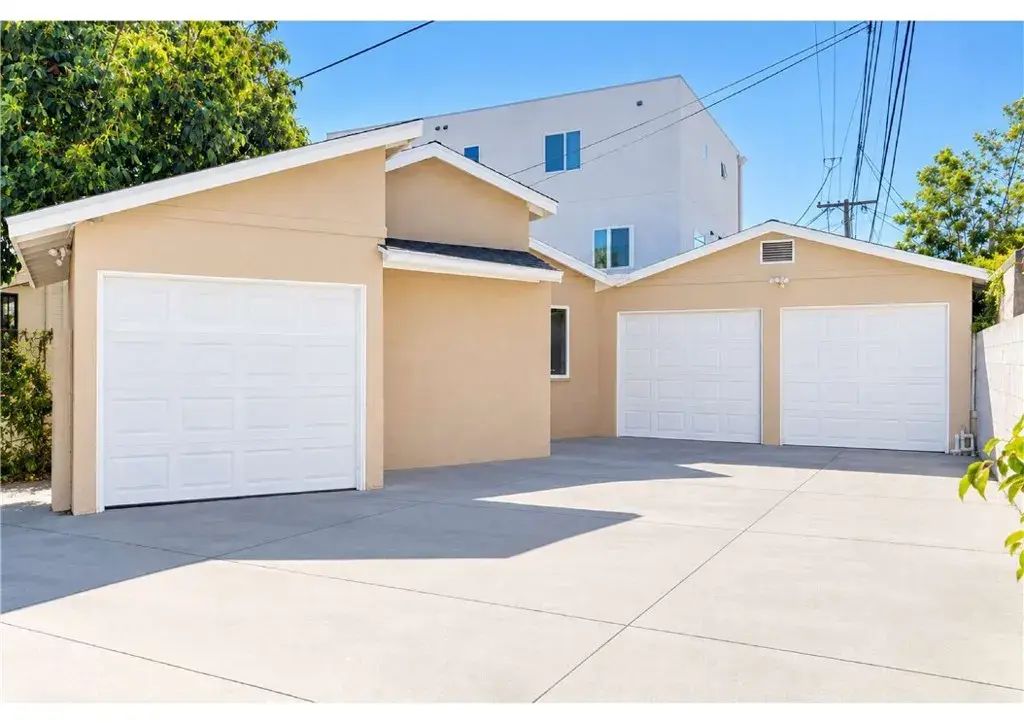 1251 W 36th 1267, Los Angeles