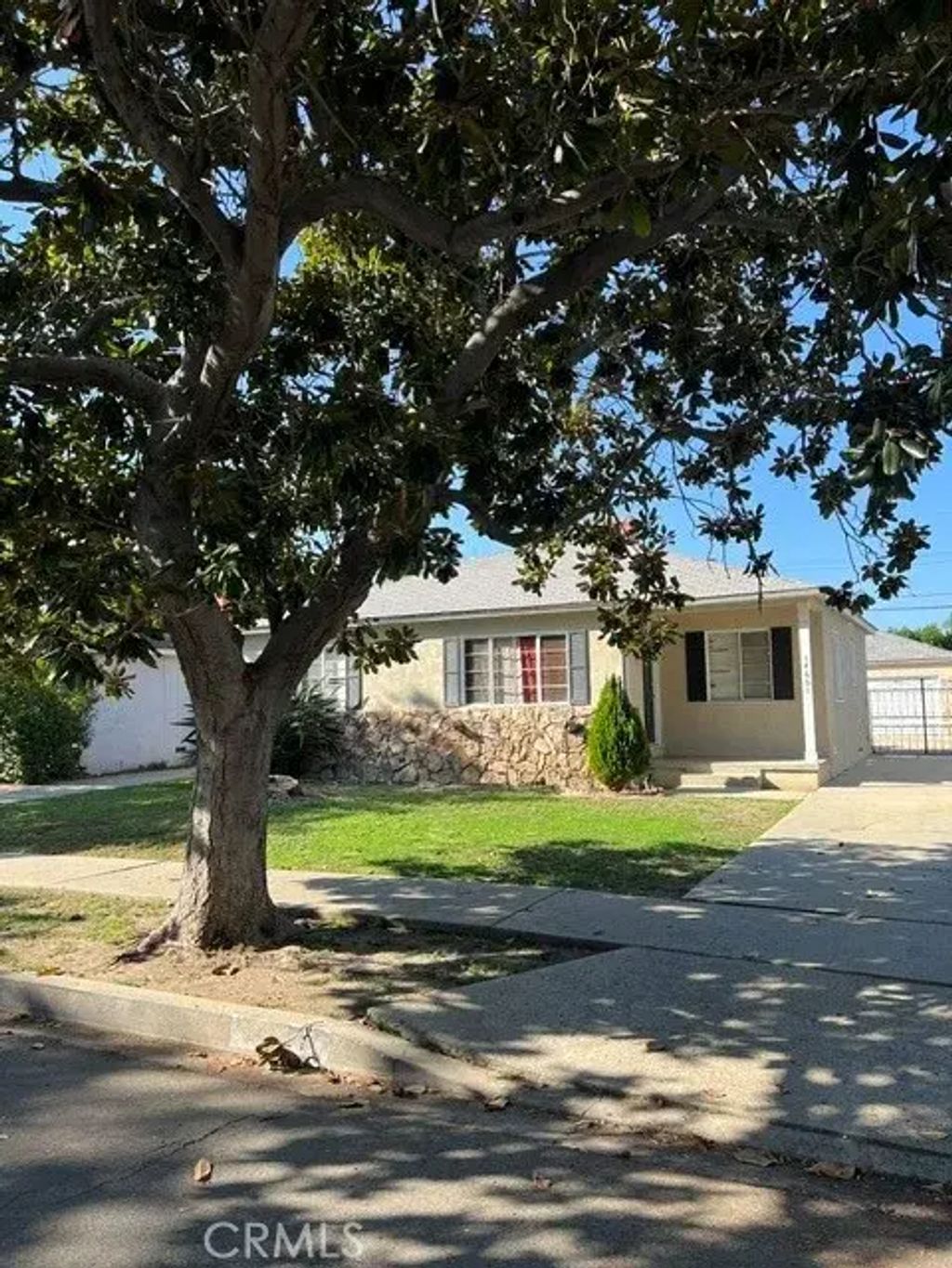 14601 Huston Street, Sherman Oaks