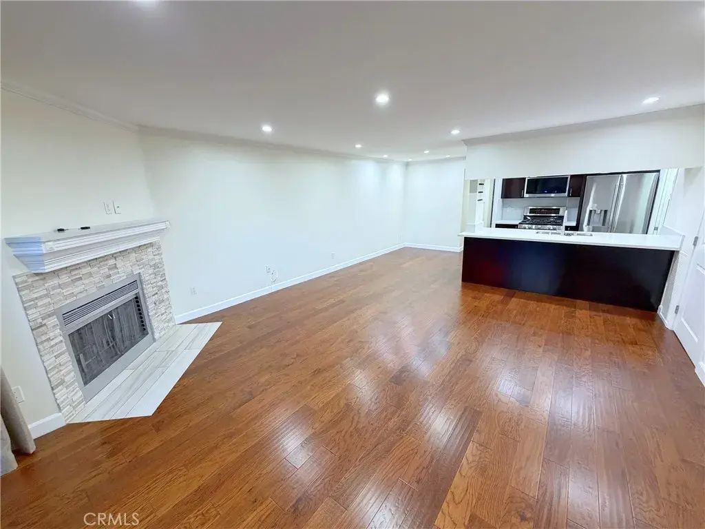 6665 Franklin Avenue 6, Los Angeles