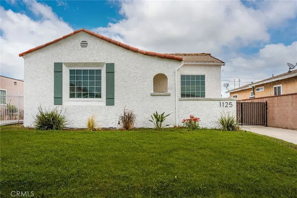 1125 W 99th, Los Angeles