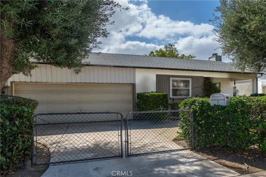14734 Magnolia Boulevard, Sherman Oaks