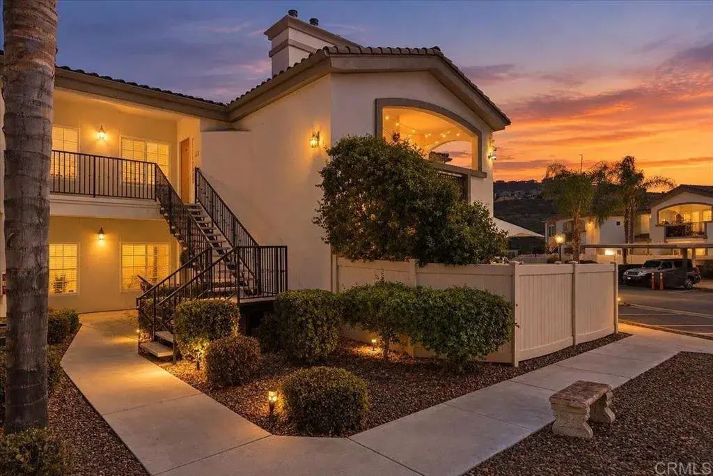 2708 Lake Pointe Drive 212, Spring Valley