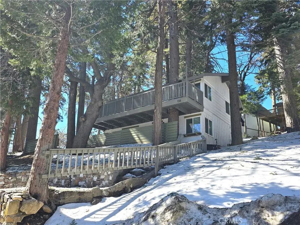 738 W Victoria Court, Lake Arrowhead