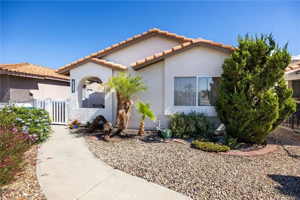 1083 Sombra Way, San Jacinto