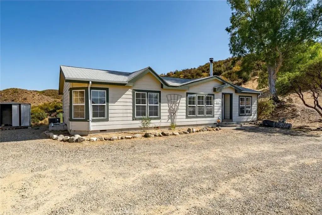 9725 Huer Huero Rd, Creston