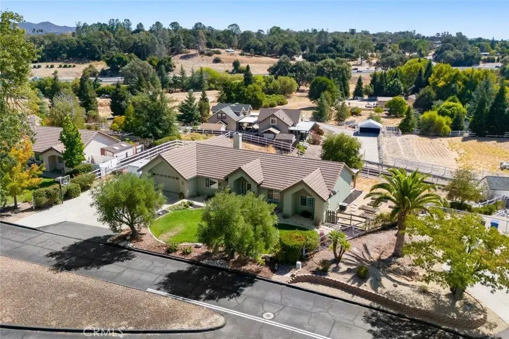 155 Eagle Creek Court, Atascadero