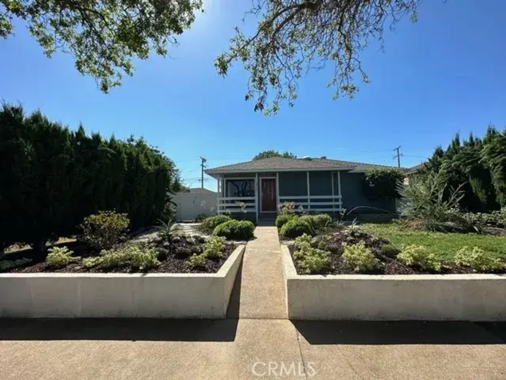 3717 Cherry, Long Beach