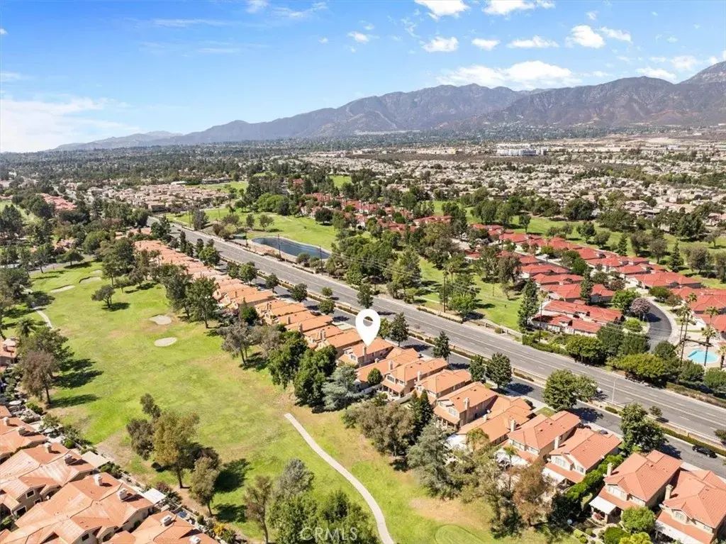 1464 Augusta, Upland