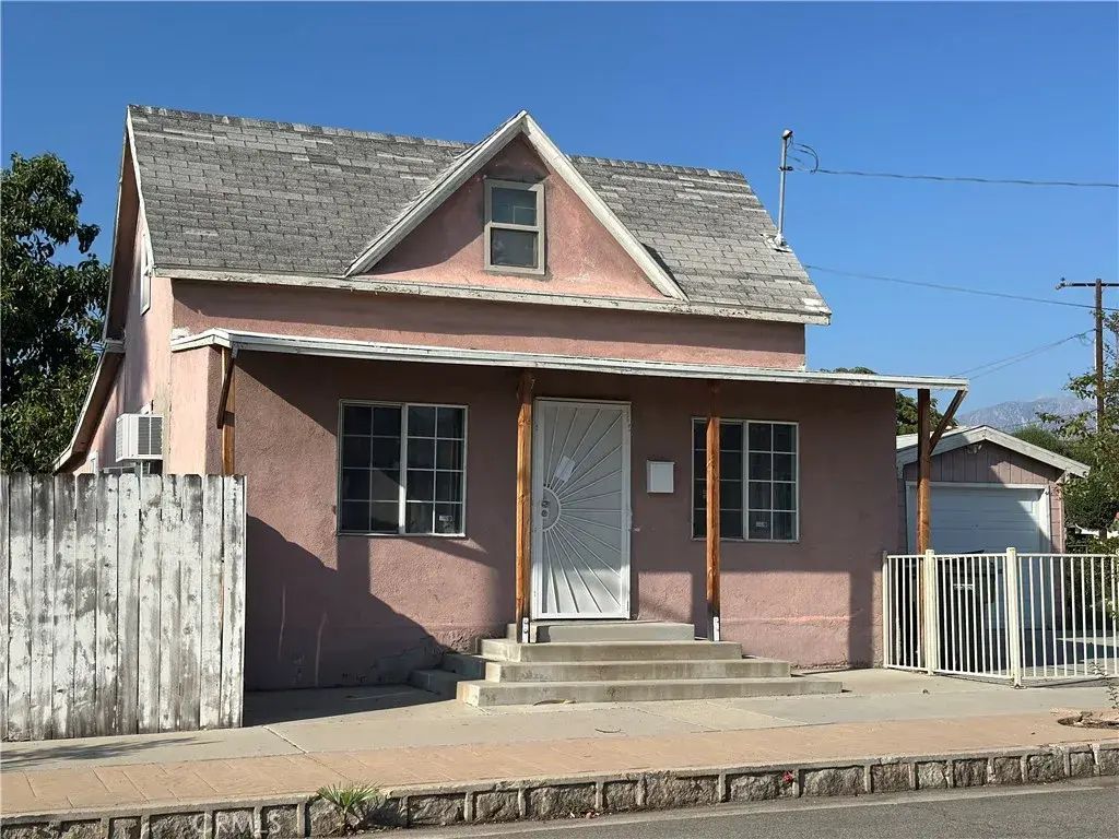 225 E Western, Redlands