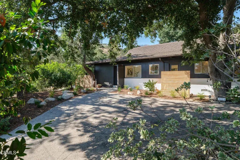 3271 New York Drive, Pasadena