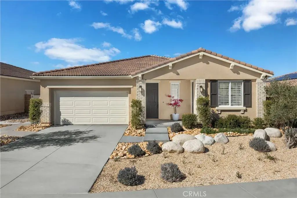13898 Hidden Pines Court, Victorville